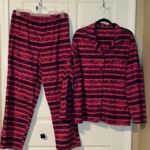Joe Boxer Other - Two-piece pajama set size large purple pink PJ's